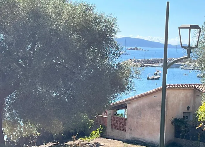 Maison 30 Mètres De La Casa vacanze Serra di Ferro