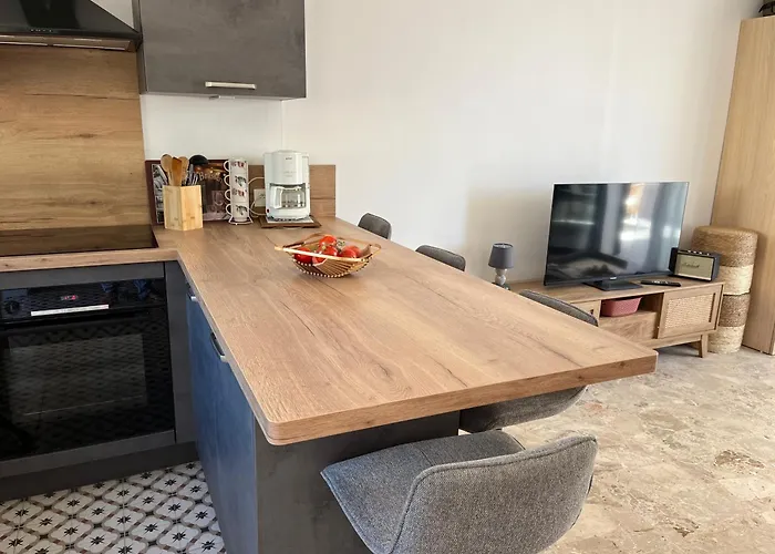 Maison 30 Mètres De La Casa vacanze Serra di Ferro