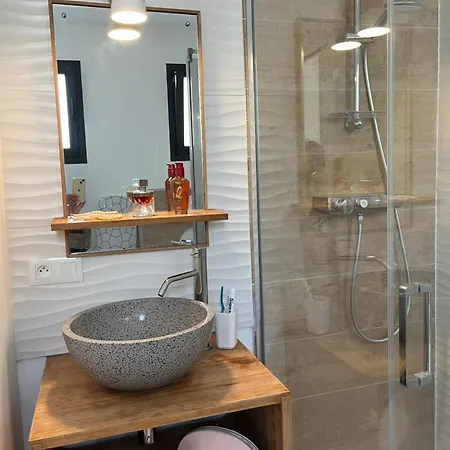 Maison 30 Metres De La Сasa de vacaciones *